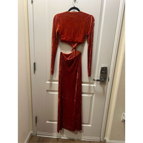 Significant Other Astrid Cutout Velvet Midi Dress Burnt Orange winter Size 4 NWT - Picture 5 of 6